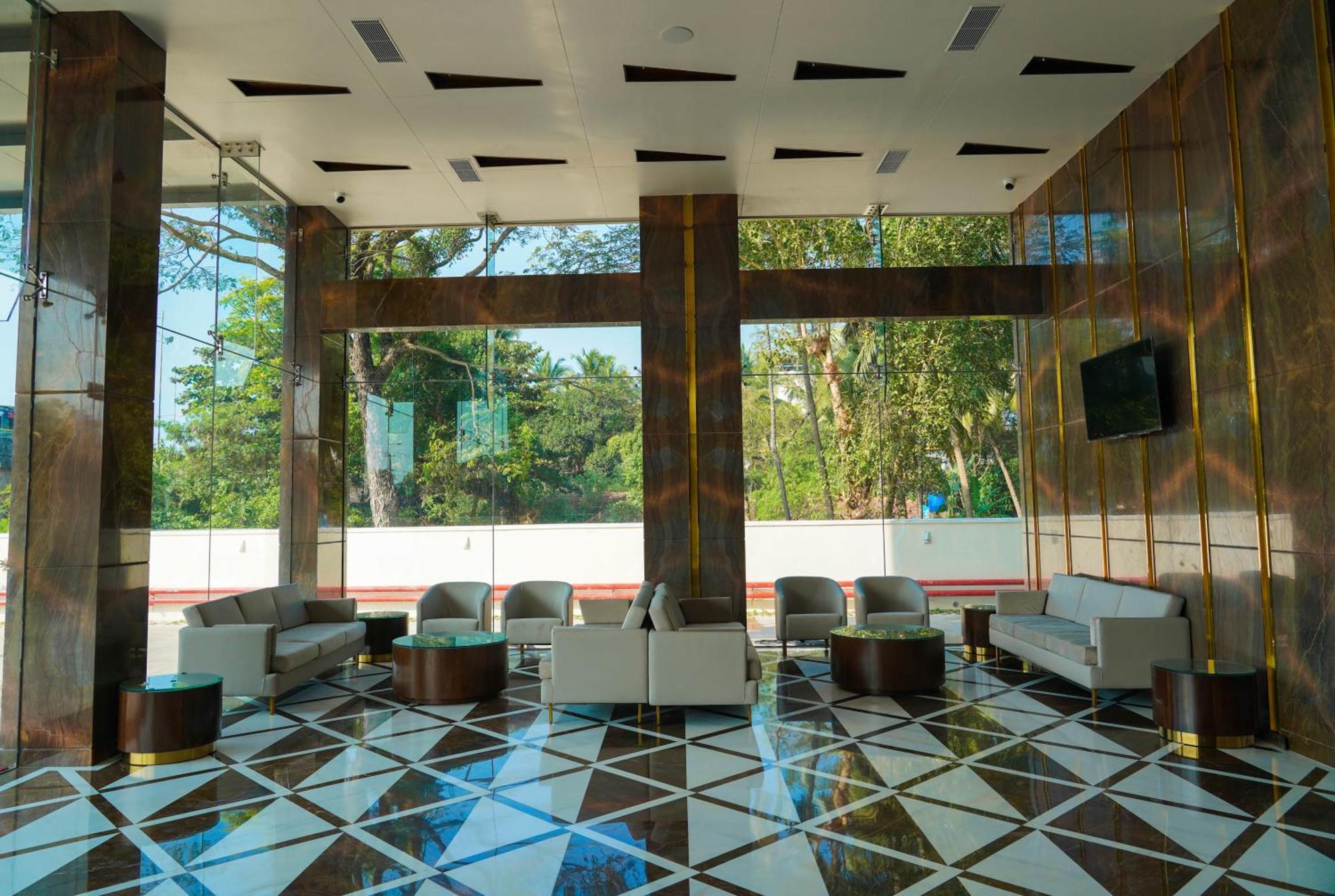 Uva Manish Hotel Kundapur Exterior foto